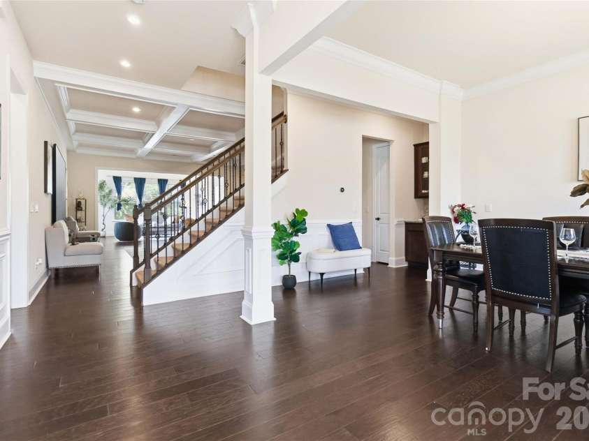 11422 Glanmire Drive, Matthews, NC 28105.  MLS# CAR4409361, YatesRealty ID 42396. 
