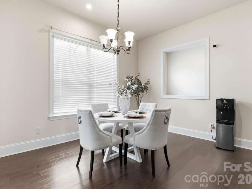 11422 Glanmire Drive, Matthews, NC 28105.  MLS# CAR4409361, YatesRealty ID 42396. 
