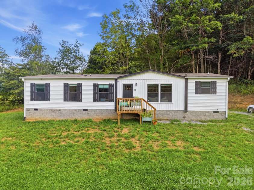 526 Cane River School Road, Burnsville, NC 28714.  MLS# CAR4405690, YatesRealty ID 42398. 