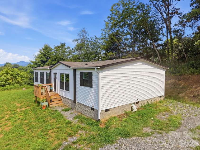 526 Cane River School Road, Burnsville, NC 28714.  MLS# CAR4405690, YatesRealty ID 42398. 