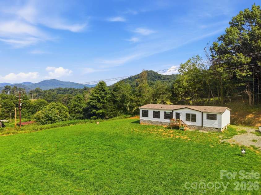 526 Cane River School Road, Burnsville, NC 28714.  MLS# CAR4405690, YatesRealty ID 42398. 