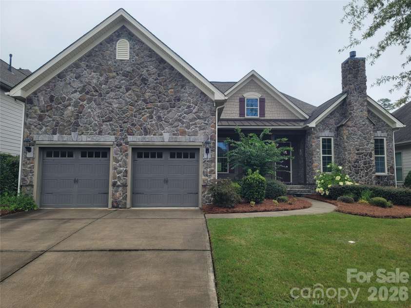14920 High Bluff Court, Charlotte, NC 28278.  MLS# CAR4409658, YatesRealty ID 42399. 