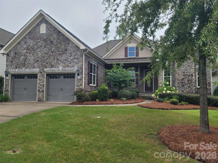 14920 High Bluff Court, Charlotte, NC 28278.  MLS# CAR4409658, YatesRealty ID 42399. 