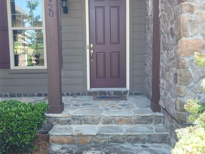 14920 High Bluff Court, Charlotte, NC 28278.  MLS# CAR4409658, YatesRealty ID 42399. 
