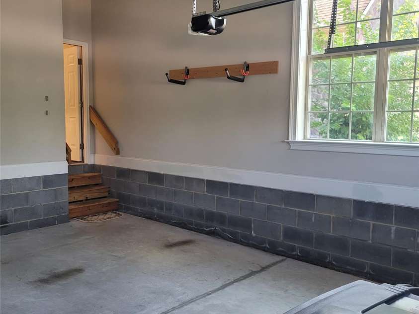 14920 High Bluff Court, Charlotte, NC 28278.  MLS# CAR4409658, YatesRealty ID 42399. 