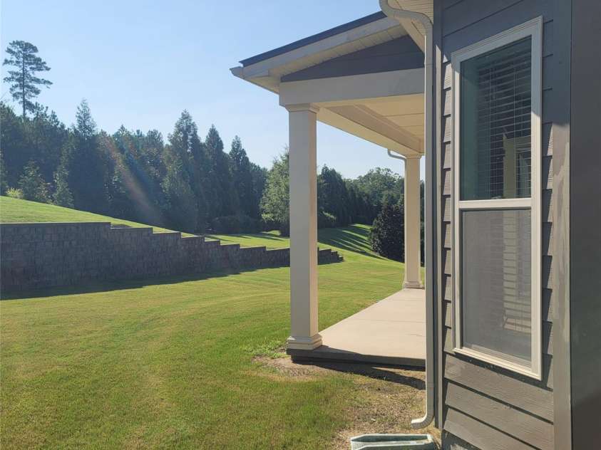 14920 High Bluff Court, Charlotte, NC 28278.  MLS# CAR4409658, YatesRealty ID 42399. 