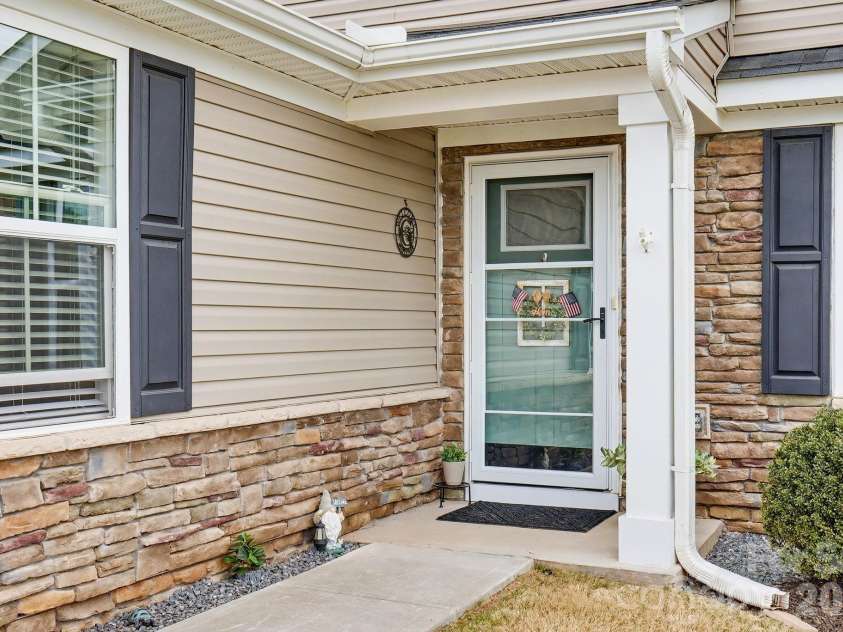 2231 Hemming Way, Boiling Springs, SC 29316.  MLS# CAR4409176, YatesRealty ID 42400. 