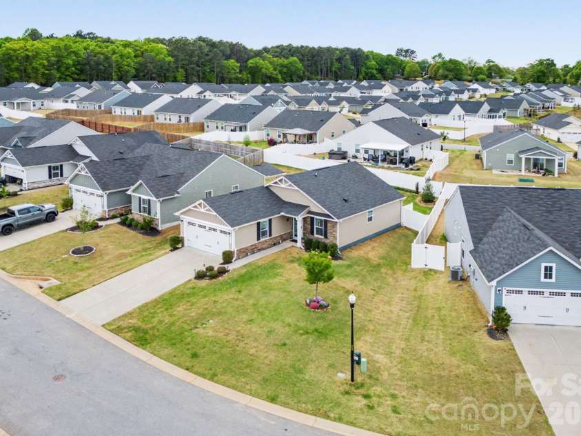 2231 Hemming Way, Boiling Springs, SC 29316.  MLS# CAR4409176, YatesRealty ID 42400. 