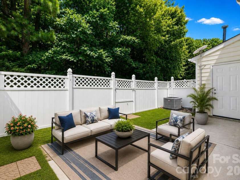 821 Lacebark Drive, Rock Hill, SC 29732.  MLS# CAR4408246, YatesRealty ID 42401. 