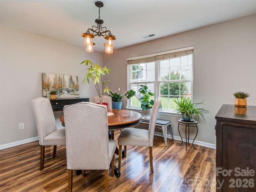 10326 Haddington Drive, Charlotte, NC 28269.  MLS# CAR4411635, YatesRealty ID 42402. Dining Room