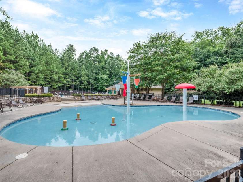 10326 Haddington Drive, Charlotte, NC 28269.  MLS# CAR4411635, YatesRealty ID 42402. Highland Creek Pool