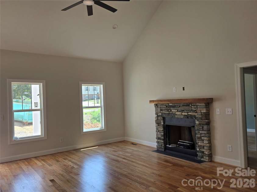 186 O Farrell Street, Winston Salem, NC 27107.  MLS# CAR4409327, YatesRealty ID 42403. 