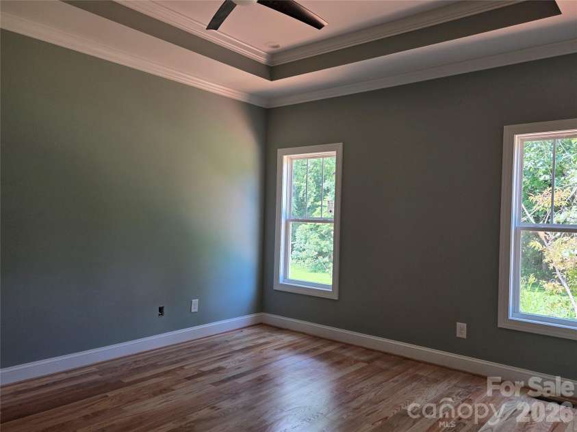 186 O Farrell Street, Winston Salem, NC 27107.  MLS# CAR4409327, YatesRealty ID 42403. 