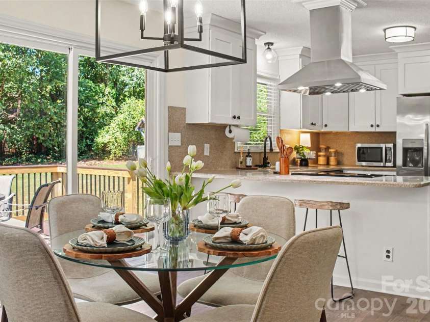 8319 Vagabond Road, Charlotte, NC 28227.  MLS# CAR4410413, YatesRealty ID 42404. 