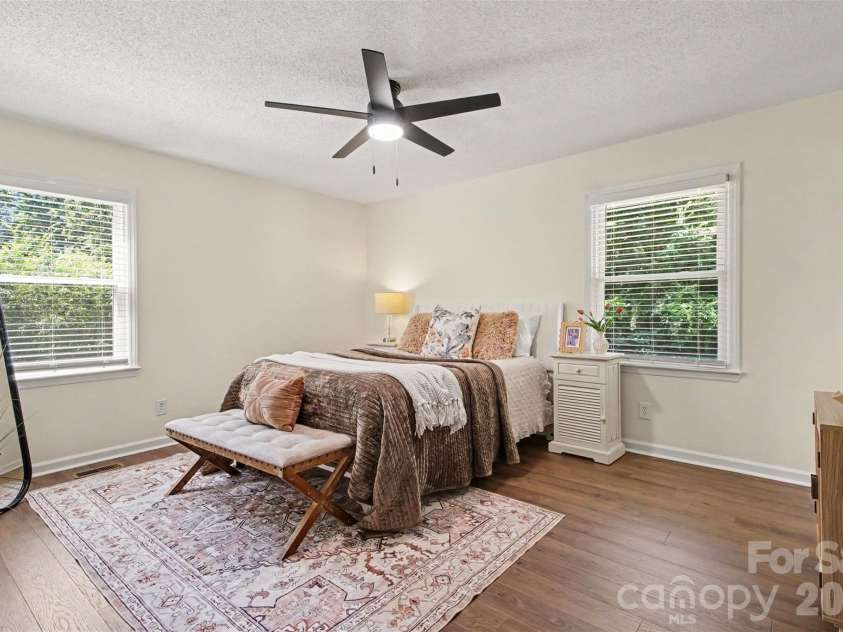 8319 Vagabond Road, Charlotte, NC 28227.  MLS# CAR4410413, YatesRealty ID 42404. 