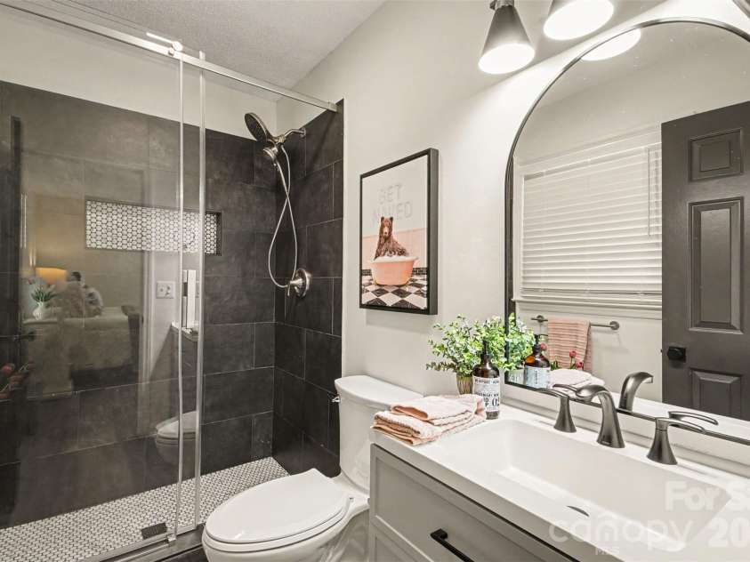 8319 Vagabond Road, Charlotte, NC 28227.  MLS# CAR4410413, YatesRealty ID 42404. 