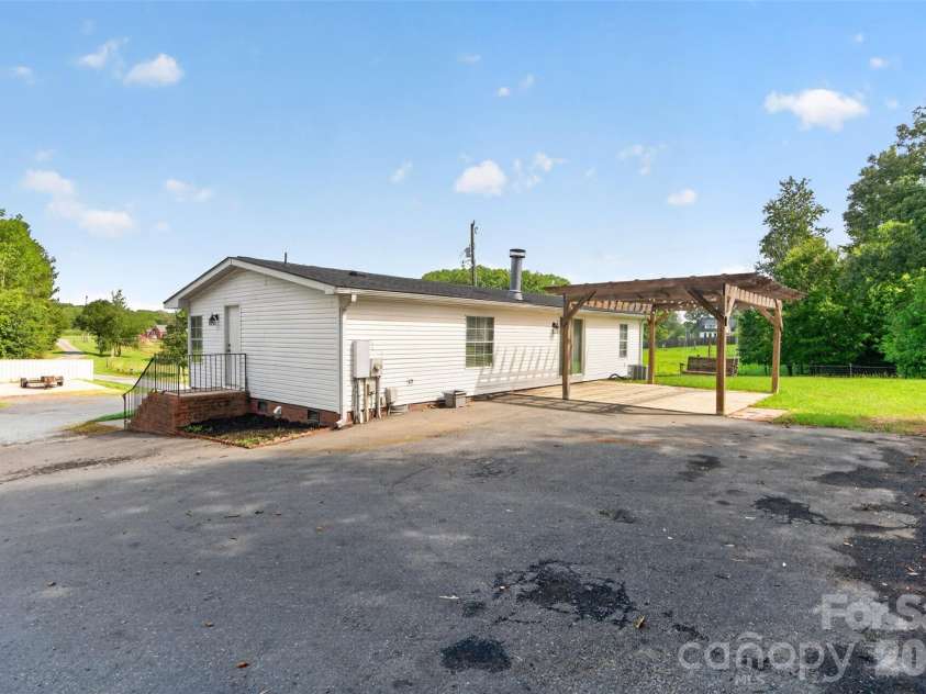 3406 Olive Branch Road, Monroe, NC 28110.  MLS# CAR4412681, YatesRealty ID 42405. 