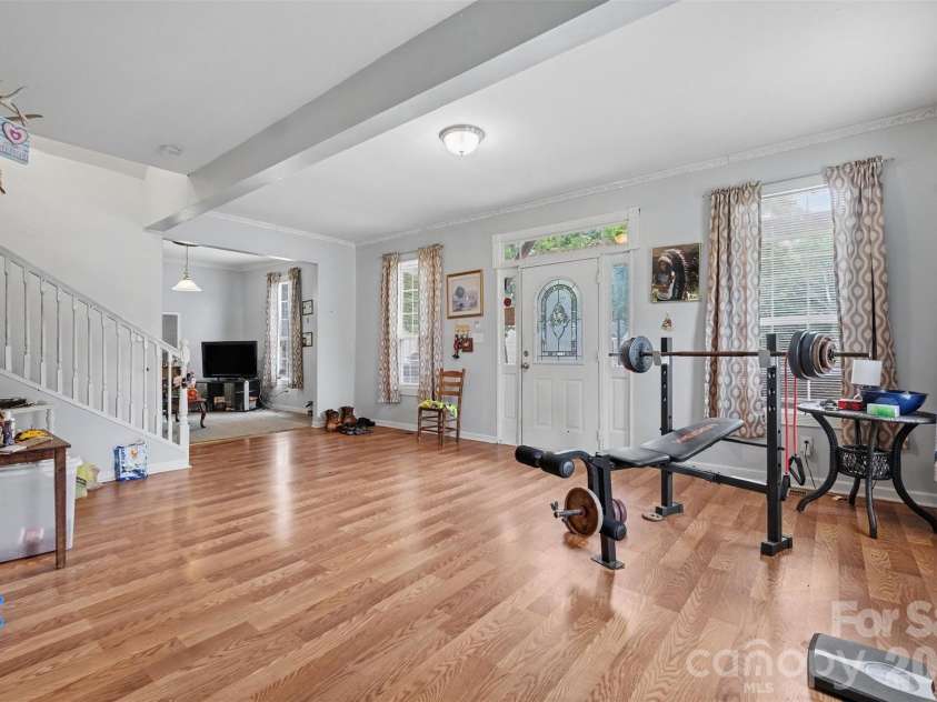 3315 Carver Place, Charlotte, NC 28269.  MLS# CAR4410782, YatesRealty ID 42408. 