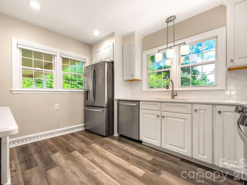 303 Elizabeth Avenue, Forest City, NC 28043.  MLS# CAR4398405, YatesRealty ID 42409. Kitchen