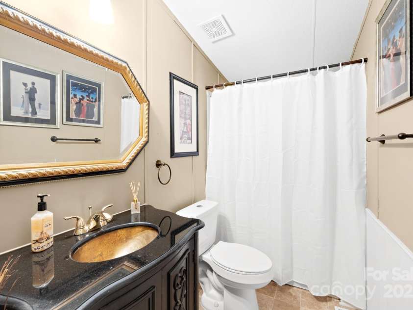 334 Hillcrest Drive, Mooresville, NC 28115.  MLS# CAR4228587, YatesRealty ID 4241. 