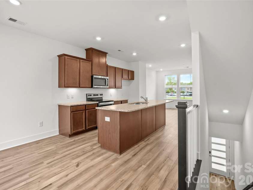 1013 Revival Row, Charlotte, NC 28208.  MLS# CAR4411714, YatesRealty ID 42410. 