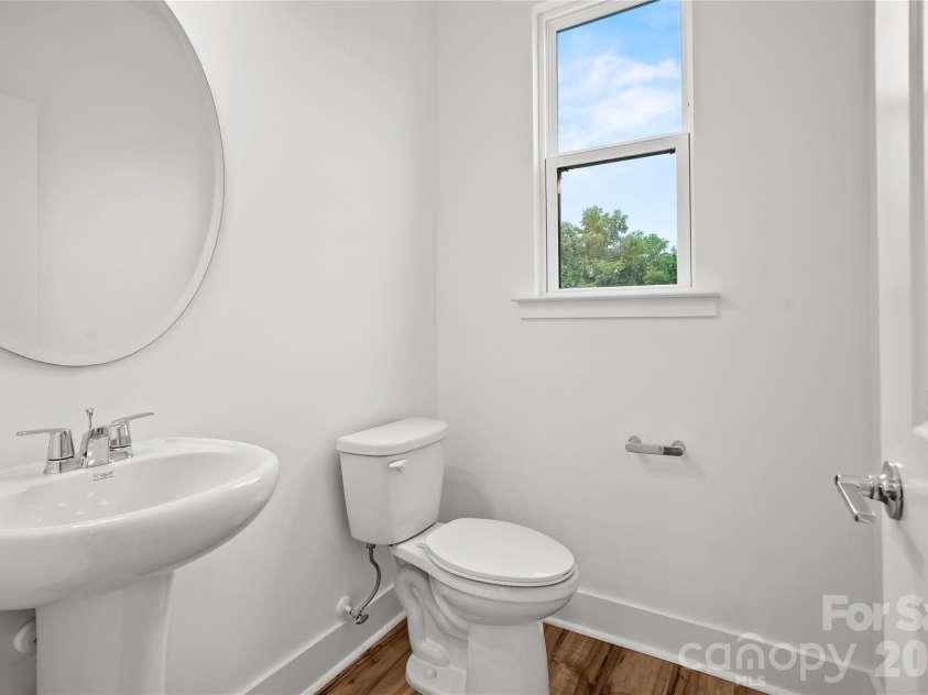 1013 Revival Row, Charlotte, NC 28208.  MLS# CAR4411714, YatesRealty ID 42410. 