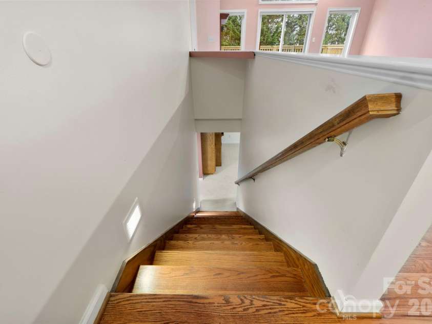 242 Carriage Summitt Way, Hendersonville, NC 28791.  MLS# CAR4335765, YatesRealty ID 42411. Let's head downstairs!