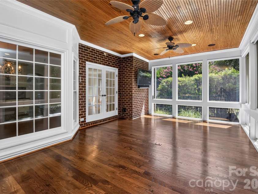 5403 Stallworth Drive, Charlotte, NC 28226.  MLS# CAR4395748, YatesRealty ID 42414. 