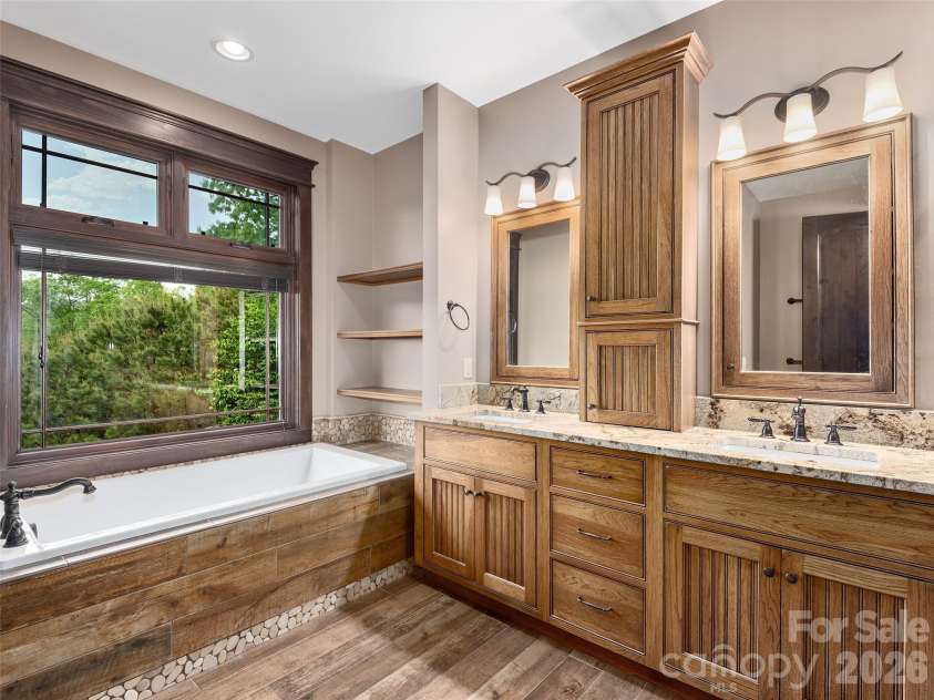 91 Watershed Way, Horse Shoe, NC 28742.  MLS# CAR4401244, YatesRealty ID 42416. 