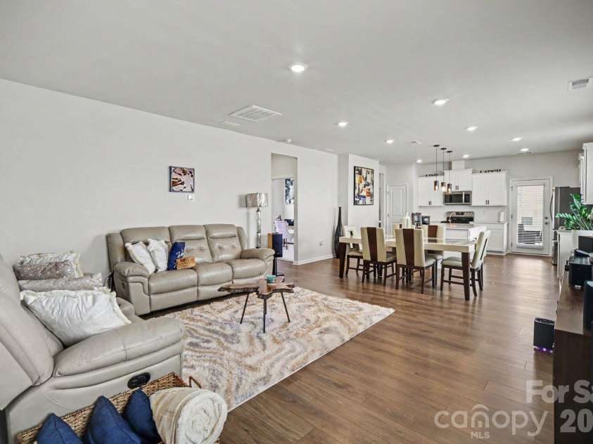2760 Legacy Ridge Lane, Catawba, NC 28609.  MLS# CAR4405369, YatesRealty ID 42417. 