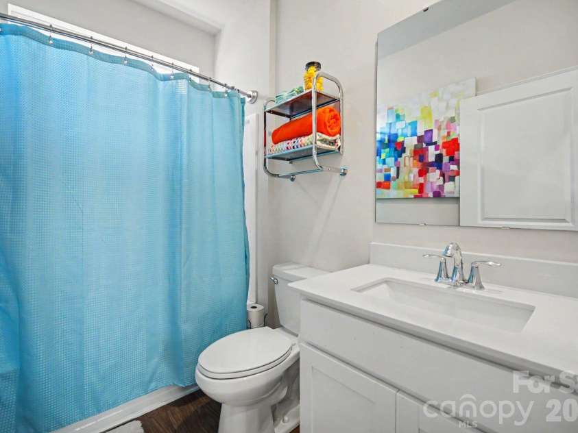 2760 Legacy Ridge Lane, Catawba, NC 28609.  MLS# CAR4405369, YatesRealty ID 42417. Hallway Full Bathroom