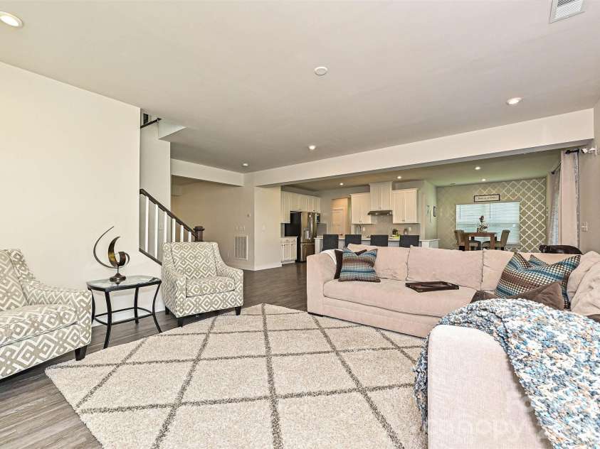10016 Bowtie Lane, Huntersville, NC 28078.  MLS# CAR4408497, YatesRealty ID 42418. 