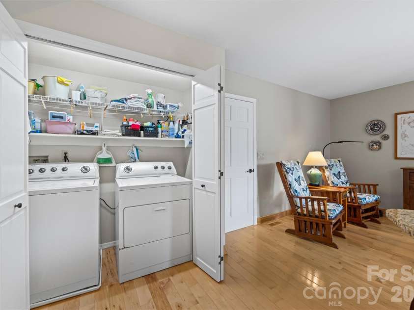 4 Governors Way, Asheville, NC 28804.  MLS# CAR4408866, YatesRealty ID 42419. Laundry Closet