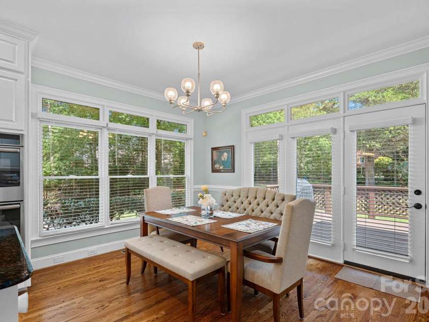 5006 Cranston Court, Charlotte, NC 28277.  MLS# CAR4408843, YatesRealty ID 42422. Breakfast Area
