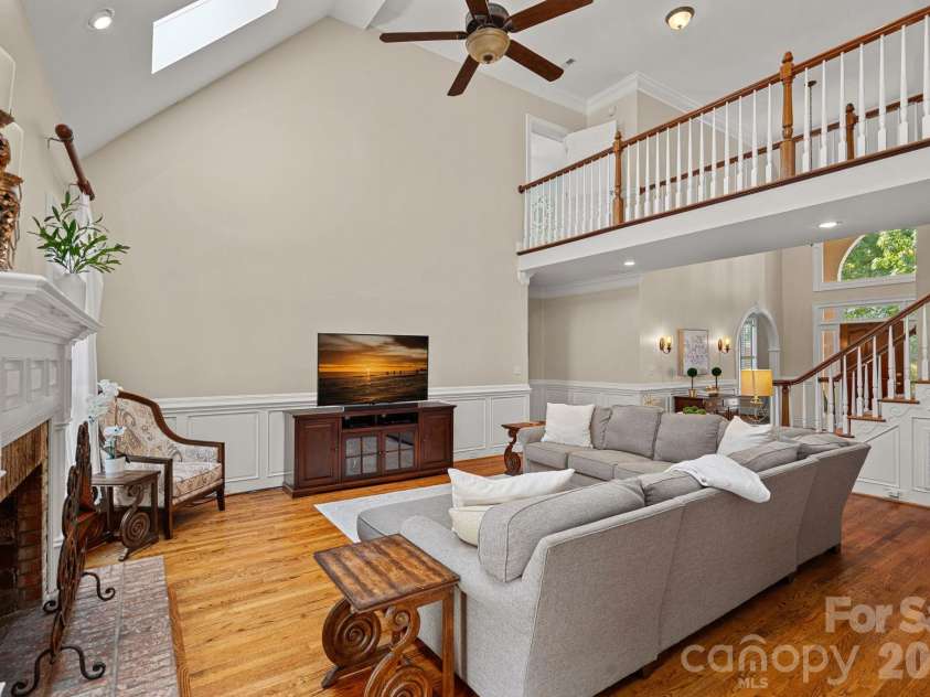 5006 Cranston Court, Charlotte, NC 28277.  MLS# CAR4408843, YatesRealty ID 42422. Great Room