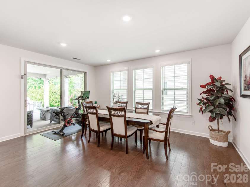 8022 Cornhill Avenue, Charlotte, NC 28277.  MLS# CAR4409382, YatesRealty ID 42423. 