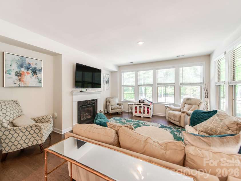 8022 Cornhill Avenue, Charlotte, NC 28277.  MLS# CAR4409382, YatesRealty ID 42423. 