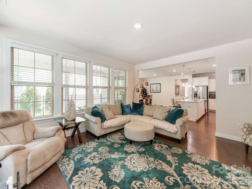 8022 Cornhill Avenue, Charlotte, NC 28277.  MLS# CAR4409382, YatesRealty ID 42423. 