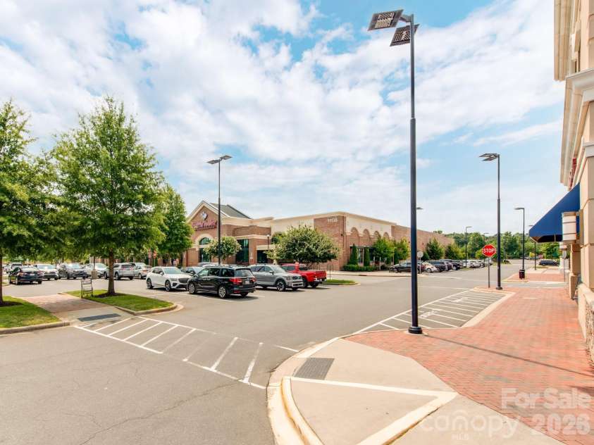 8022 Cornhill Avenue, Charlotte, NC 28277.  MLS# CAR4409382, YatesRealty ID 42423. 