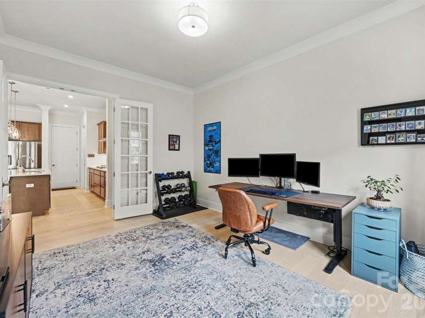 3019 Wittering Drive, Charlotte, NC 28226.  MLS# CAR4407958, YatesRealty ID 42424. 