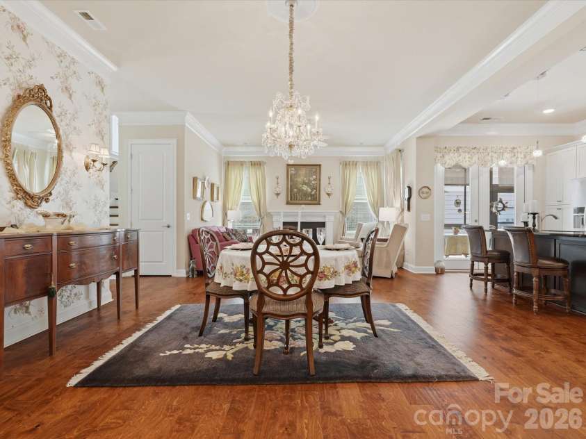 2050 Laney Pond Road, Matthews, NC 28104.  MLS# CAR4406990, YatesRealty ID 42425. Great open concept plan