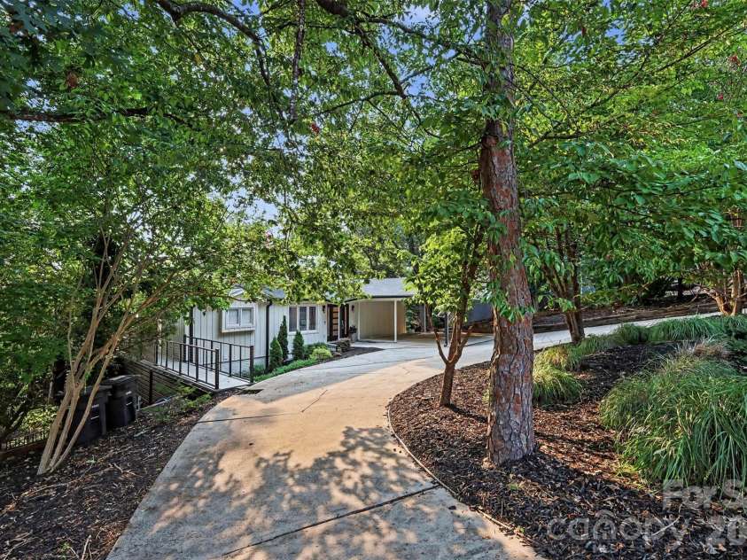 31002 Executive Point, Fort Mill, SC 29708.  MLS# CAR4408058, YatesRealty ID 42428. 
