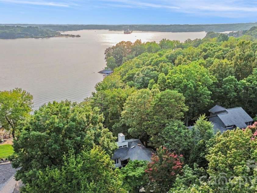 31002 Executive Point, Fort Mill, SC 29708.  MLS# CAR4408058, YatesRealty ID 42428. 