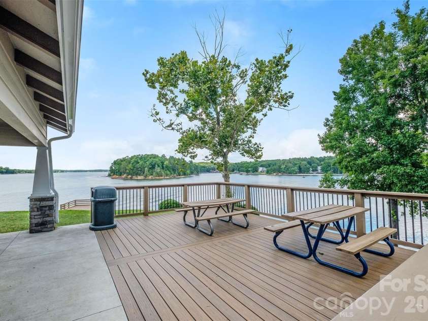 31002 Executive Point, Fort Mill, SC 29708.  MLS# CAR4408058, YatesRealty ID 42428. 