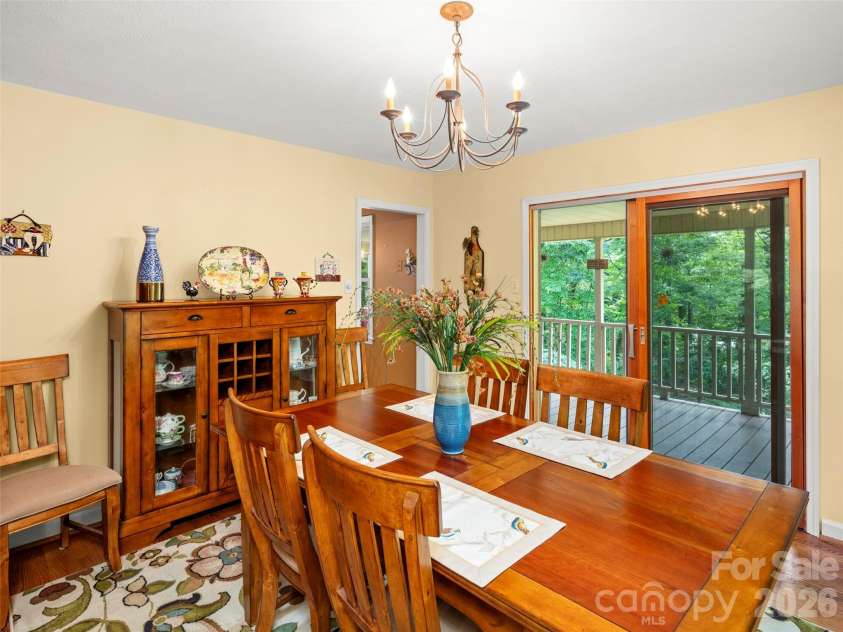 340 Sycamore Drive, Arden, NC 28704.  MLS# CAR4409674, YatesRealty ID 42429. 