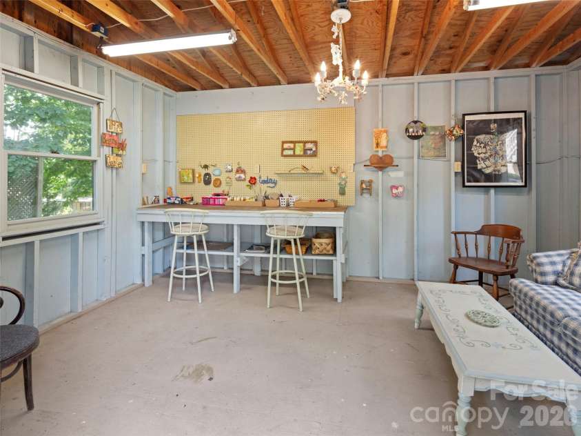 340 Sycamore Drive, Arden, NC 28704.  MLS# CAR4409674, YatesRealty ID 42429. 