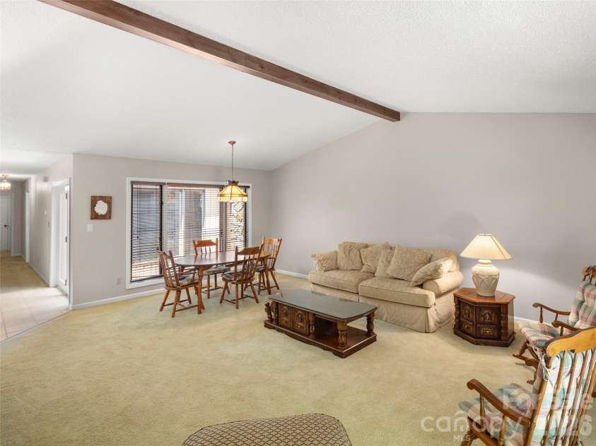 132 Cloverleaf Lane, Asheville, NC 28803.  MLS# CAR4407626, YatesRealty ID 42432. 