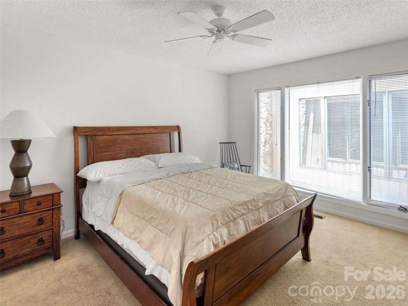 132 Cloverleaf Lane, Asheville, NC 28803.  MLS# CAR4407626, YatesRealty ID 42432. 