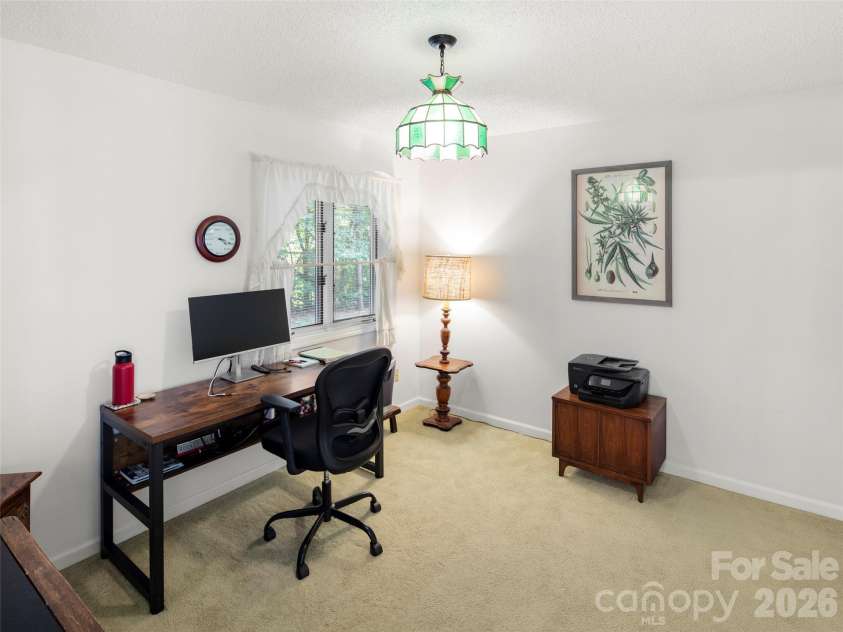 132 Cloverleaf Lane, Asheville, NC 28803.  MLS# CAR4407626, YatesRealty ID 42432. 