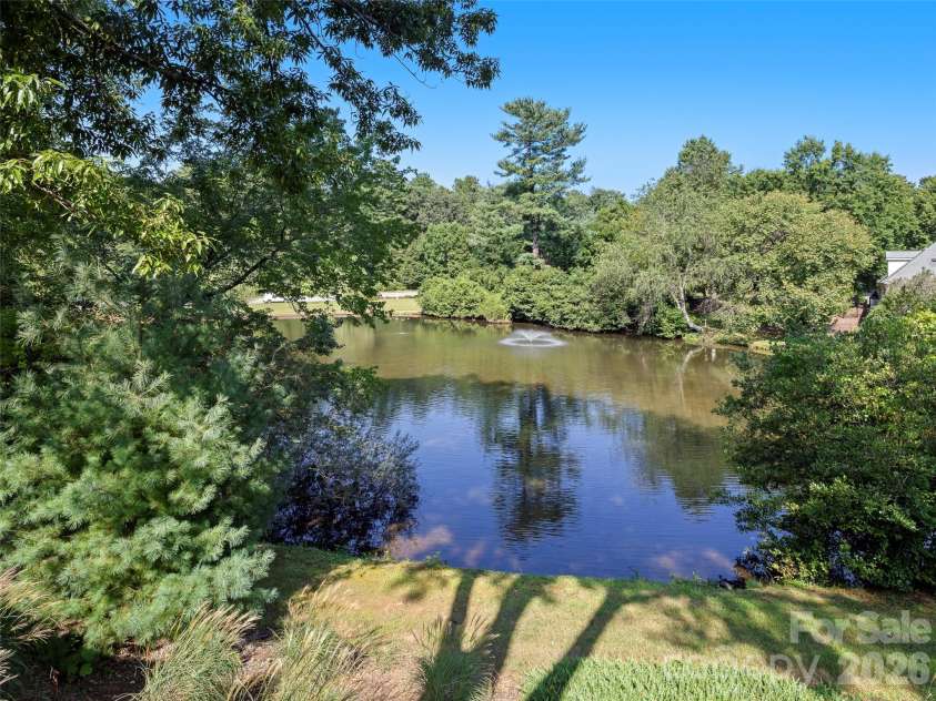 132 Cloverleaf Lane, Asheville, NC 28803.  MLS# CAR4407626, YatesRealty ID 42432. 